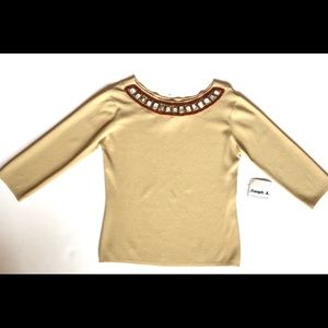 Joseph A  top sz Large